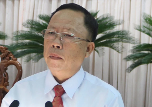 Bí thư Tỉnh ủy Hậu Giang xin nghỉ hưu trước tuổi - Ảnh 1. Bí thư Tỉnh ủy Hậu Giang xin nghỉ hưu trước tuổi - Ảnh 1.