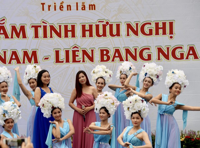 Khai mạc triển lãm về tình hữu nghị Việt Nam – Liên bang Nga - Ảnh 3. Khai mạc triển lãm về tình hữu nghị Việt Nam – Liên bang Nga - Ảnh 3.