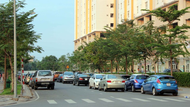 Mua nhà chung cư đành phải bán xe hơi - Ảnh 1. Mua nhà chung cư đành phải bán xe hơi - Ảnh 1.