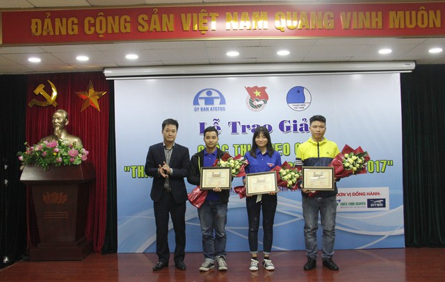 11 video đạt giải cuộc thi Thanh niên với văn hóa giao thông - Ảnh 2. 11 video đạt giải cuộc thi Thanh niên với văn hóa giao thông - Ảnh 2.