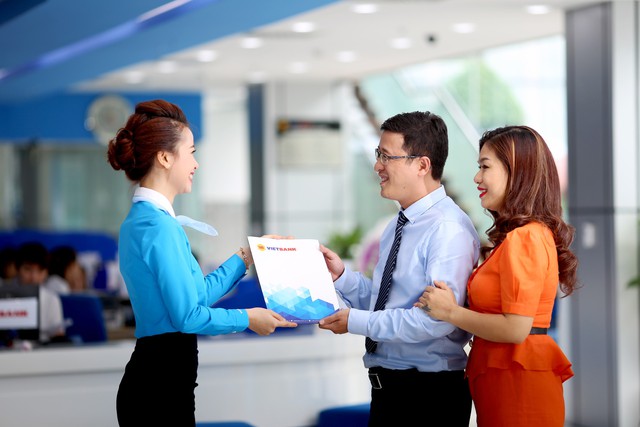 Vietbank xây dựng ngân hàng theo hướng phát triển lành mạnh - Ảnh 3. Vietbank xây dựng ngân hàng theo hướng phát triển lành mạnh - Ảnh 3.