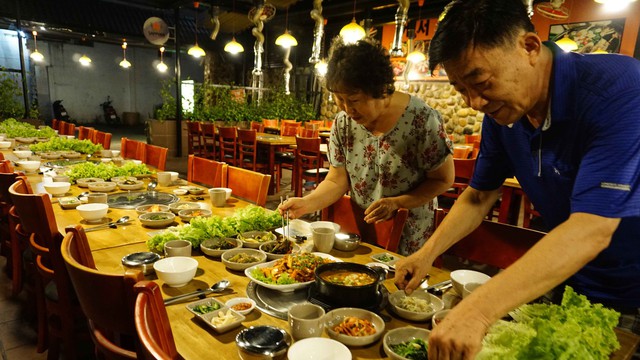 Phố Hàn Quốc trong lòng Sài Gòn - Ảnh 4. Phố Hàn Quốc trong lòng Sài Gòn - Ảnh 4.