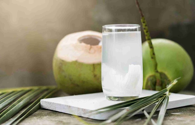 Những công dụng từ nước dừa - Ảnh 1. Những công dụng từ nước dừa - Ảnh 1.