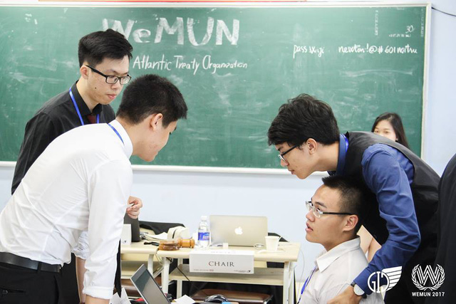 Tại sao tớ nghiện đi MUN đến thế? - Ảnh 1. Tại sao tớ nghiện đi MUN đến thế? - Ảnh 1.