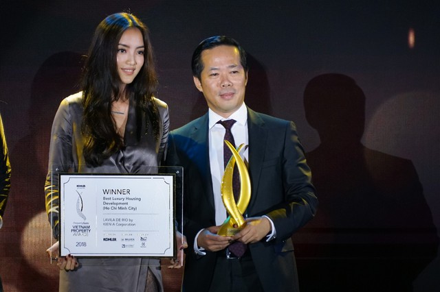 KIẾN Á nhận 7 giải thưởng tại Vietnam Property Awards 2018 - Ảnh 6. KIẾN Á nhận 7 giải thưởng tại Vietnam Property Awards 2018 - Ảnh 6.