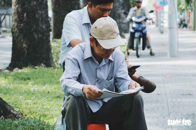 Nhớ lần đầu tiên đưa con đi thi đại học - Ảnh 1. Nhớ lần đầu tiên đưa con đi thi đại học - Ảnh 1.