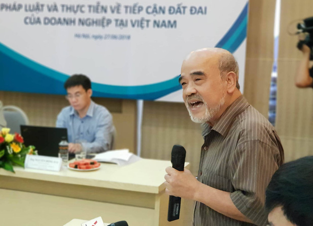 Ông Đặng Hùng Võ: Thất thoát tài sản đất đai vì luật xa cuộc sống - Ảnh 1. Ông Đặng Hùng Võ: Thất thoát tài sản đất đai vì luật xa cuộc sống - Ảnh 1.