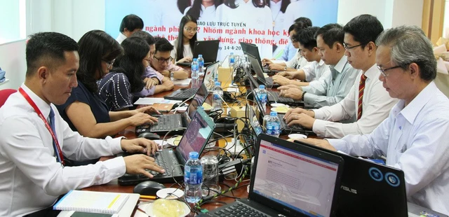 Tư vấn trực tuyến đăng ký xét tuyển đại học, cao đẳng năm 2018 - Ảnh 1. Tư vấn trực tuyến đăng ký xét tuyển đại học, cao đẳng năm 2018 - Ảnh 1.