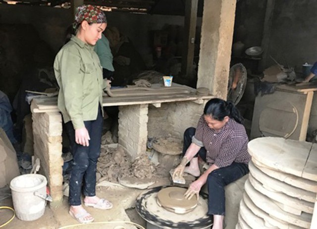 Triển khai các chương trình phát triển làng nghề - Ảnh 1. Triển khai các chương trình phát triển làng nghề - Ảnh 1.