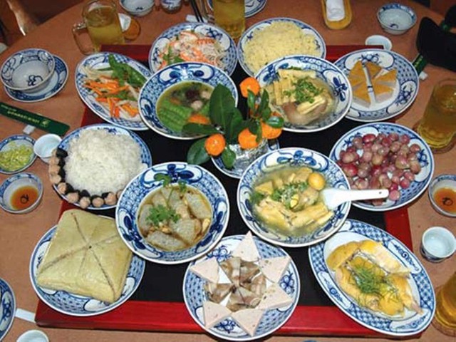Dinh dưỡng hợp lý những ngày lễ hội - Ảnh 1. Dinh dưỡng hợp lý những ngày lễ hội - Ảnh 1.