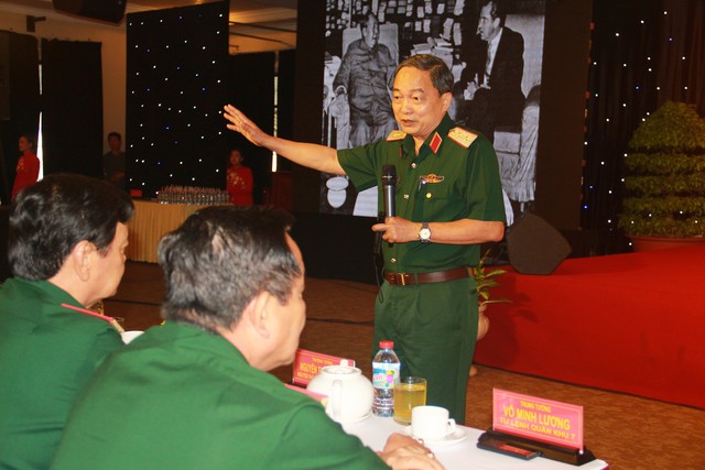 Cán bộ nghỉ hưu là tấm gương sáng để thế hệ sau noi theo - Ảnh 1. Cán bộ nghỉ hưu là tấm gương sáng để thế hệ sau noi theo - Ảnh 1.