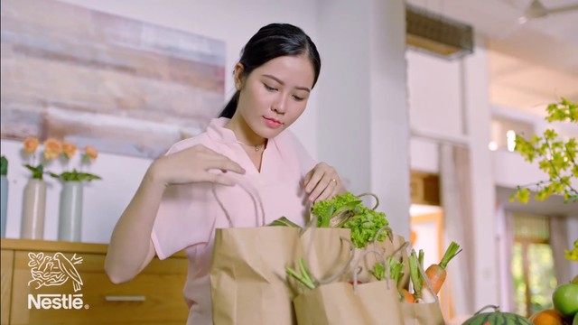 Với Victor Vũ: Tết có thể vui hơn nữa - Ảnh 2. Với Victor Vũ: Tết có thể vui hơn nữa - Ảnh 2.