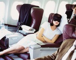 6 cách để ngủ ngon khi đi máy bay