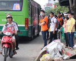 Sài Gòn rác bủa vây khắp nơi