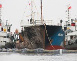 Cận cảnh tàu chở xăng dầu Hải Hà 18 hư hỏng nặng sau vụ cháy