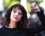 Asia Argento nhắc lại việc từng bị Harvey Weinstein hiếp ở Cannes
