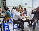 Ông Obama nói nhớ mãi buổi ăn bún chả cùng đầu bếp Bourdain tại Hà Nội