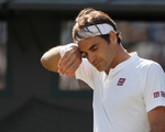 Federer thua trong ngày cổ động viên muốn về xem World Cup