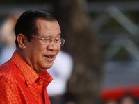 Ông Hun Sen thách Mỹ và EU đóng băng tài sản