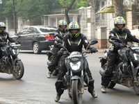 Bốn nữ phượt thủ Ấn Độ tới Việt Nam bằng xe máy