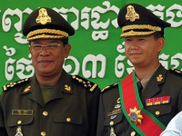 Hai con trai Thủ tướng Hun Sen thăng chức nhanh vòn vọt