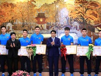 Hà Nội không hứa mà thưởng ngay &quot;tiền tươi thóc thật&quot; cho U23 Việt Nam