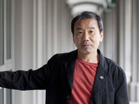 Nobel văn chương 2015: Haruki Murakami đấu với ai?