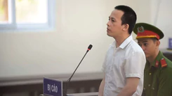 Bị cáo vụ thảm sát 3 người ở Bình Dương gửi lời "chia buồn" với gia đình các nạn nhân.