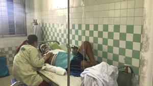 Nổ tàu cá trên biển, 12 ngư dân Quảng Ngãi thương vong