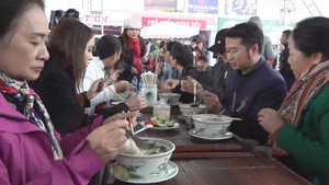Thưởng thức phở ba miền trong Ngày của phở 2018