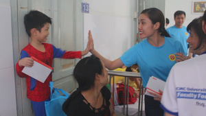 Những món quà ý nghĩa cho bệnh nhi ung thư