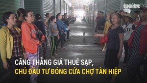 Chủ đầu tư đóng cửa chợ Tân Hiệp, tiểu thương kéo lên UBND huyện phản đối