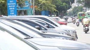 Giải quyết thất thu phí đậu ôtô, đề xuất cưỡng chế xe vi phạm