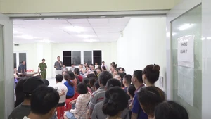 Chủ đầu tư “mất tích”, cư dân bức xúc sống trong chung cư chưa nghiệm thu PCCC
