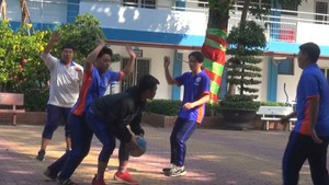 Phút cảnh báo: Ngăn ngừa chấn thương thể thao ở trẻ em