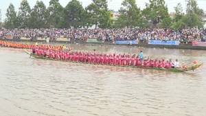 Sôi nổi giải đua ghe Ngo Sóc Trăng lần thứ IV – ĐBSCL năm 2019