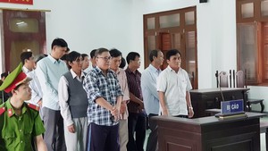 Cựu chủ tịch huyện cố ý làm trái bị đề nghị phạt 12-13 năm tù