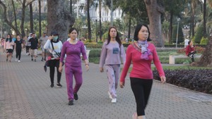Đeo khẩu trang lúc tập thể dục buổi sáng, có tốt cho sức khỏe?
