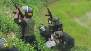 Góc nhìn trưa nay | Nghẹt thở vây bắt nhóm nghi phạm cầm súng cố thủ trong xe