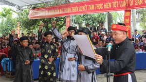 Độc đáo lễ hội thề "không tham nhũng"