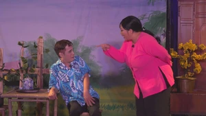 Sân khấu kịch Minh Nhí công diễn vở 'Ai có chờ hoa nở'