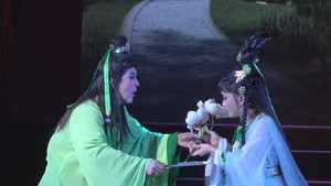 Thưởng thức vở cải lương “Mai trắng se duyên" mỗi tối cuối tuần