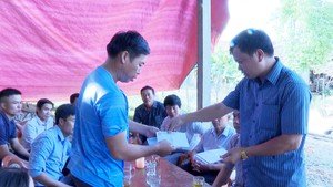Đi tổng kết năm học, 3 học sinh đuối nước thương tâm