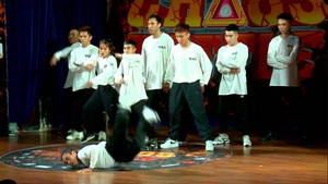 Sôi động Chaos Battle cho các bạn trẻ yêu hiphop và popping