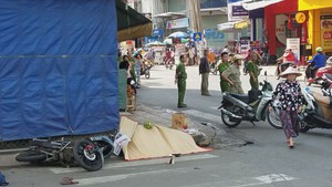 Phát hiện đôi nam, nữ thương vong bên đường