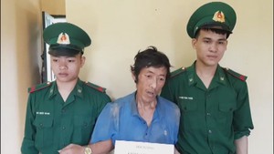 Bắt giữ nghi phạm người Lào vận chuyển gần 600 viên ma túy tổng hợp