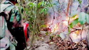 Vẫn chưa dập tắt được cháy rừng phòng hộ Núi Ngang