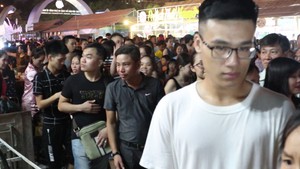 Hàng nghìn người chen chân tại Festival văn hóa ẩm thực du lịch Quốc tế - Nghệ An