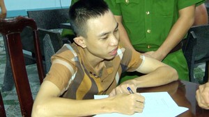 Bị bắt khi trên đường đi bán ma túy