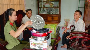 Cảnh báo từ "tour du lịch 0 đồng"